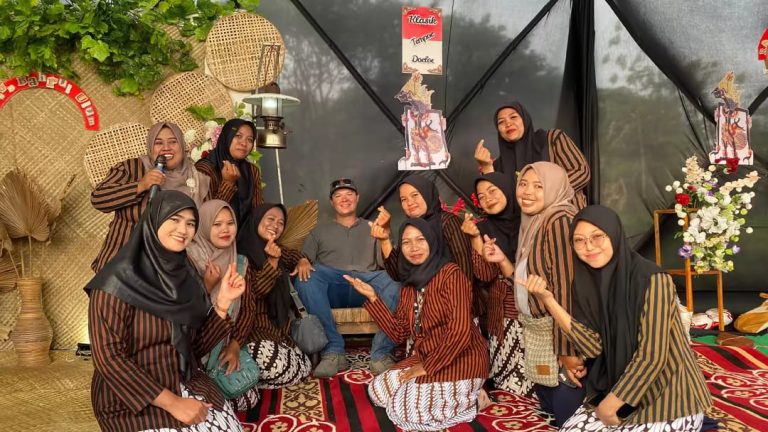 Bazar Kecamatan Juara 1